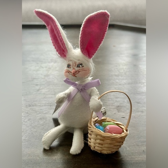 Annalee Dolls  5” EASTER BUNNY WITH BASKET NWT - Picture 1 of 8